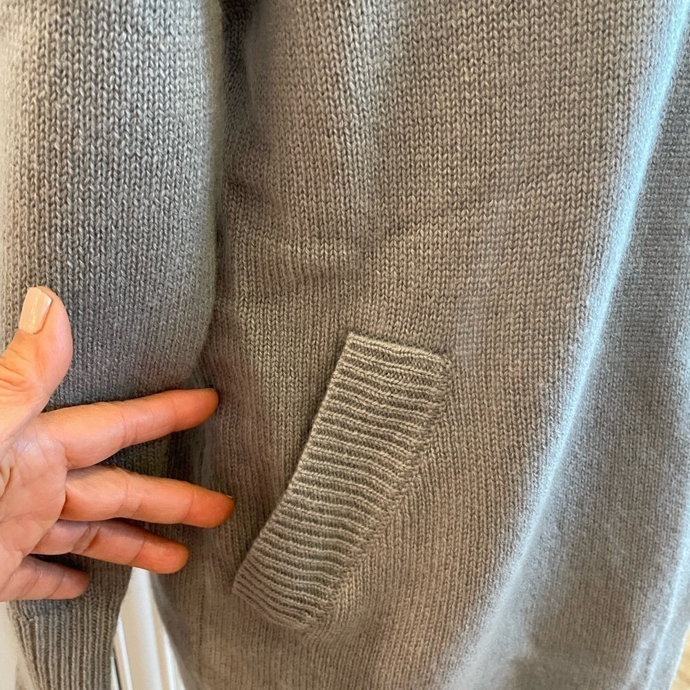 Like new- - Grey/Vin cashmere cardigan - Picture 4 of 6